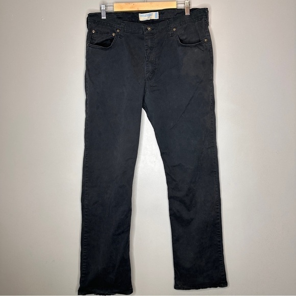 Wrangler straight fit flex black jeans - Picture 1 of 5